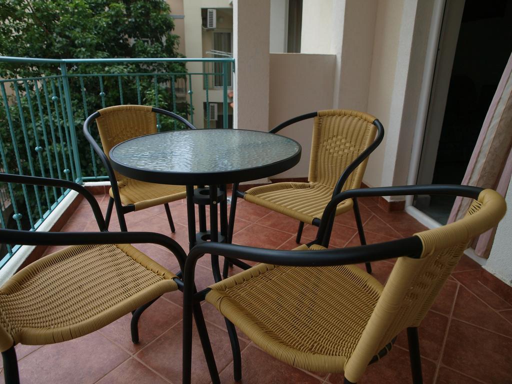 Apartments Obala Dragovic Petrovazzo Camera foto