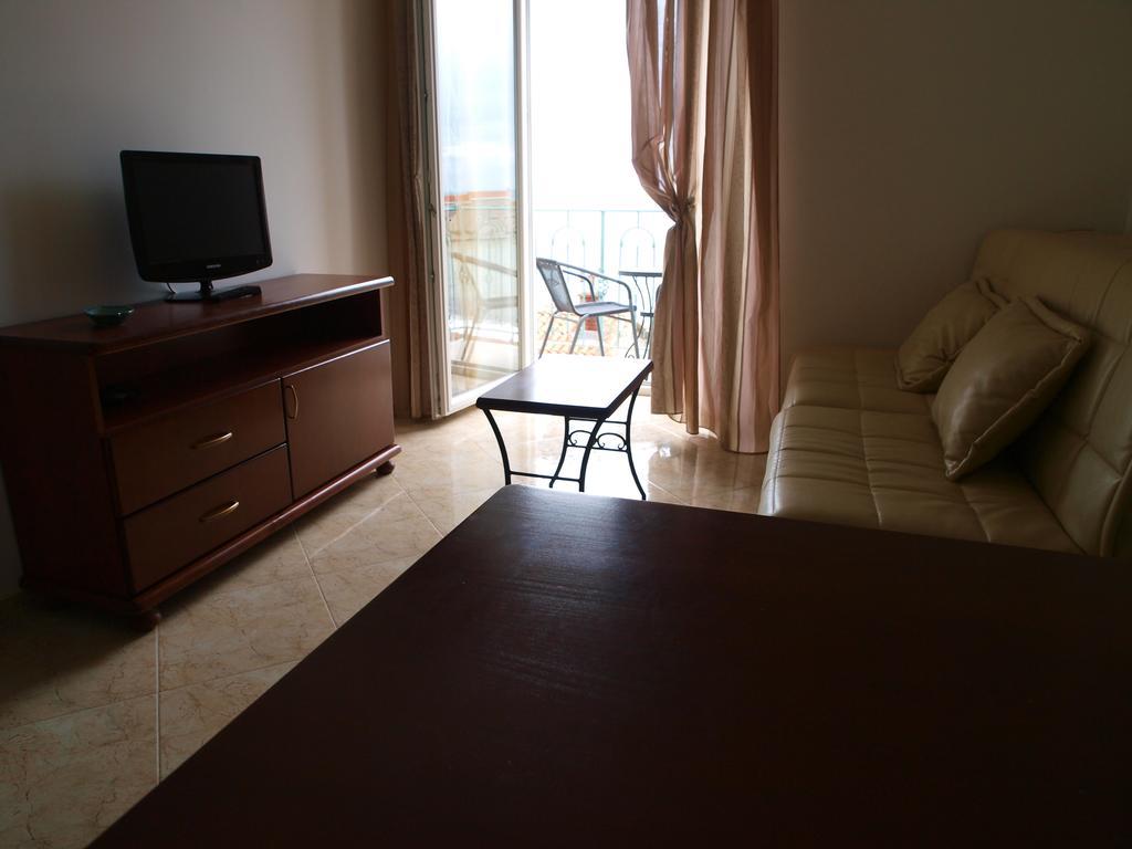 Apartments Obala Dragovic Petrovazzo Camera foto